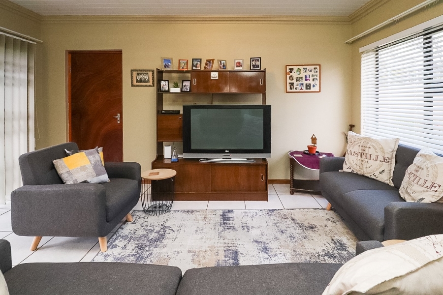 1 Bedroom Property for Sale in Wilkoppies North West